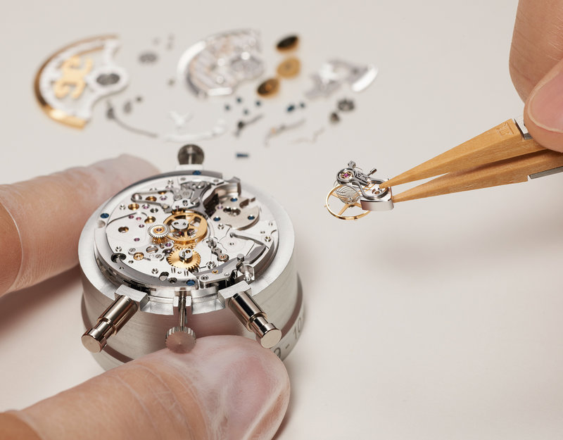 雷达售后客服电话多少号（雷达手表机械磨损）